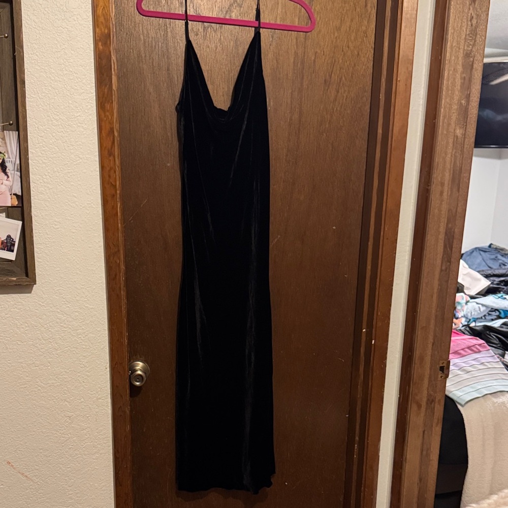 Wilfred Elegant Black velvet cowl neck  Dress